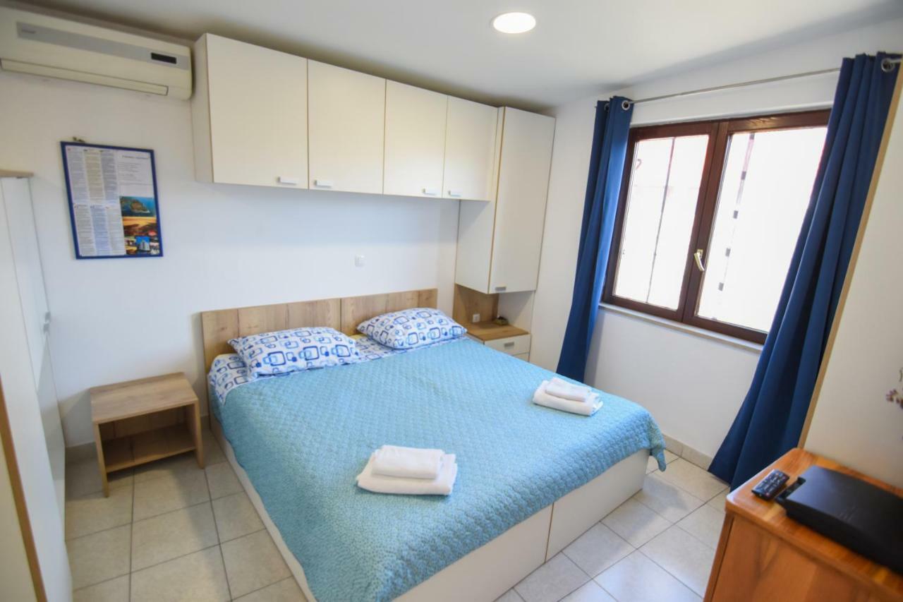 F-Holiday Apartment Zadar Bagian luar foto
