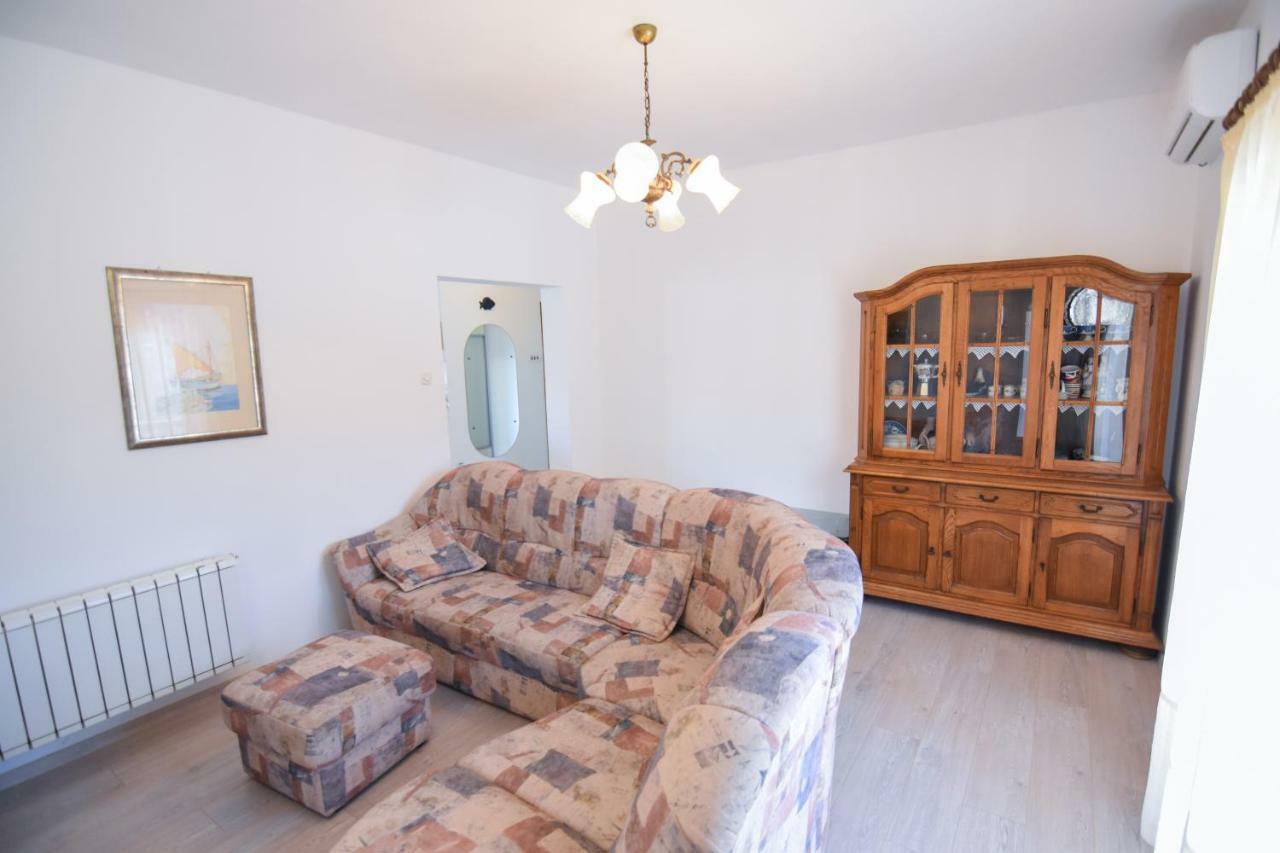 F-Holiday Apartment Zadar Bagian luar foto