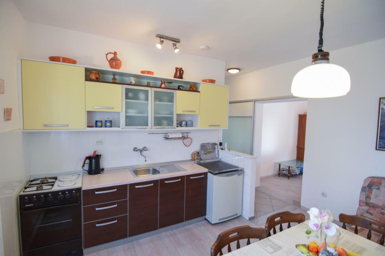 F-Holiday Apartment Zadar Bagian luar foto